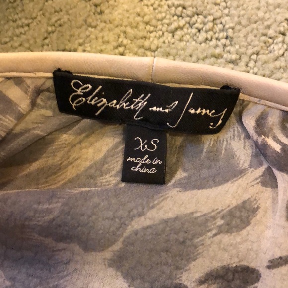 Blouse - Picture 3 of 4